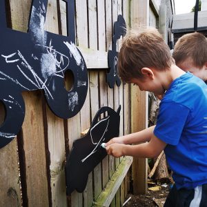 Automobile Chalkboard Set (Outdoor + Indoor)