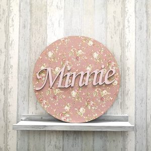 pnk-crcle-prsnlsed-fbrcwllsgn