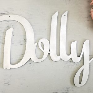 slver-hangng-nmwallsgn