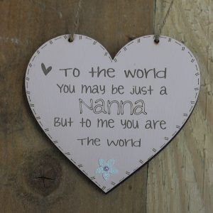 crmhrt-towrld-urjstnanna