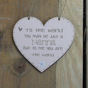 crmhrt-towrld-urjstnanna