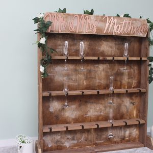 brwn-mrandmrs-chmpgncbnt