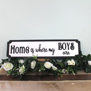 whtblckrc-hmswhr-bysr