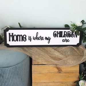 whtblckrc-hmswhr-chldrnr