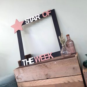 blckpnk-strofthwk-frm