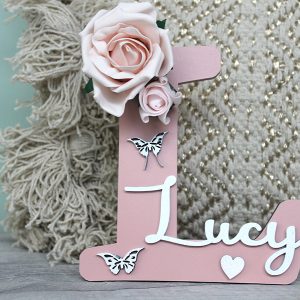 pnkwhte-roses-wllsgn