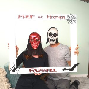 whte-hallwn-slfiefrm