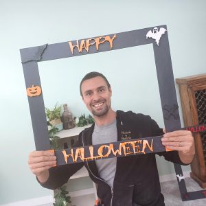 blckorng-hpyhllwn-slfrm