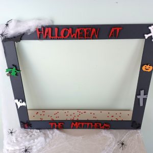 blcksqr-hllwnfmly-nmsgn