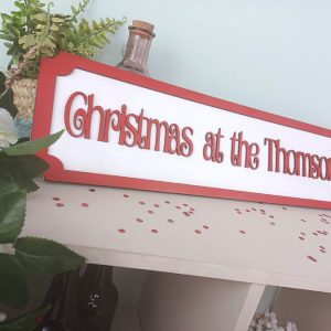 rdwhtrc-chrstmas-wllsgn