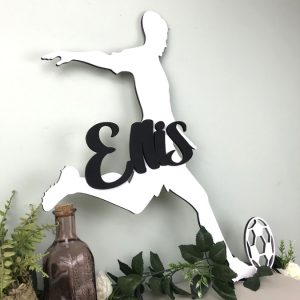 whtblck-footbllr-nmsgn