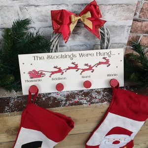 santa-Stock-Hung-Christ-cream 4