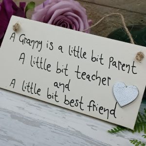 wdncrm-granny-gftplq