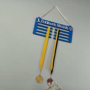 blue-footbll-mdlhnger