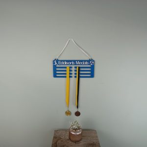 blue-footbll-mdlhnger