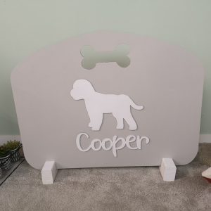 crmwht-dgstrgate-stpdog