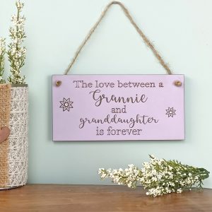 pnkplq-lvebtwn-grannie
