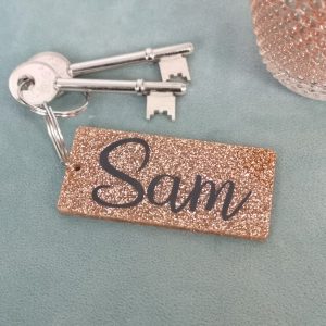 gldglttr-kyrng-blckvnyl