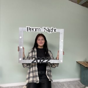 slvrblck-prom2022-slfrm