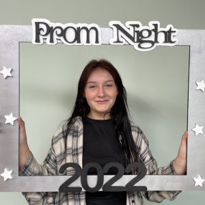 slvrblck-prom2022-slfrm