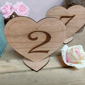 wddng-tblnmbrhrt-sldengrv